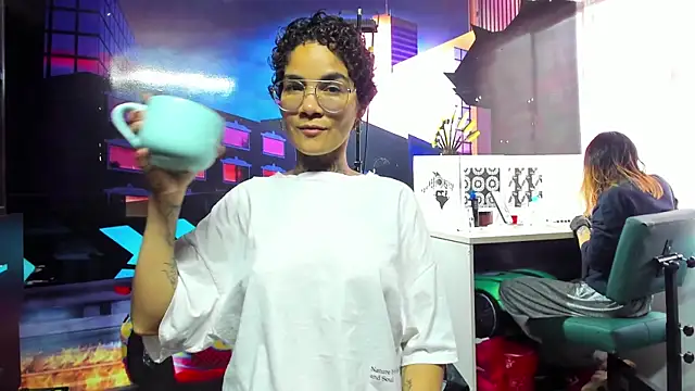 anaroman01 online show from September 26, 2025, 4:47 pm