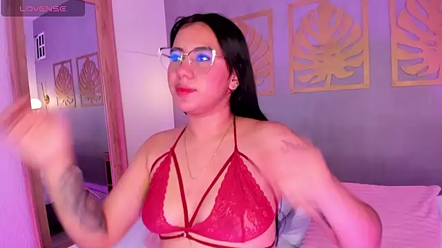 majo rosse  online show from February 10, 2026, 7:13 pm