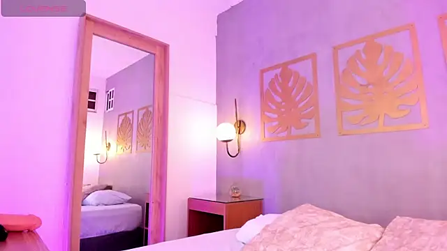 majo rosse  online show from March 5, 2026, 7:10 pm