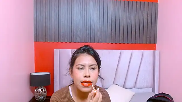 Snapshot of VeronicaRobles chatting on June 12, 2026, 7:11 pm VeronicaRobles online show from June 12, 2026, 7:11 pm