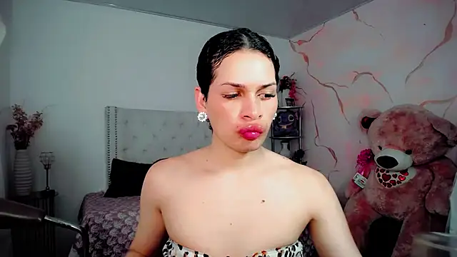 maria camilacms online show from May 20, 2026, 6:16 pm