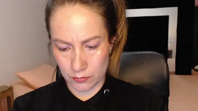 CATRINA-83 online show from May 29, 2026, 7:53 pm