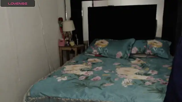 CATRINA-83 online show from May 15, 2026, 11:03 pm