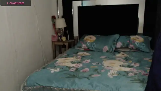 CATRINA-83 online show from May 15, 2026, 11:47 pm