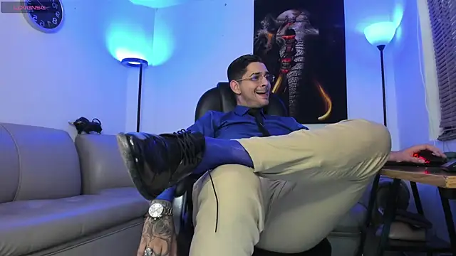 Nicolas Fellener online show from February 10, 2026, 3:27 am