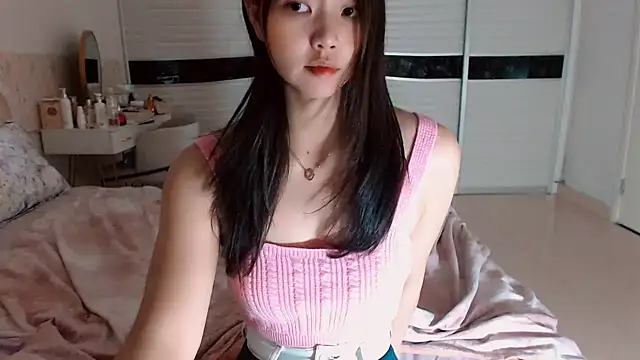 -Lucky Girl online show from July 28, 2026, 12:45 pm