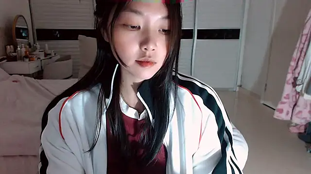 -Lucky Girl online show from January 18, 2026, 2:20 pm