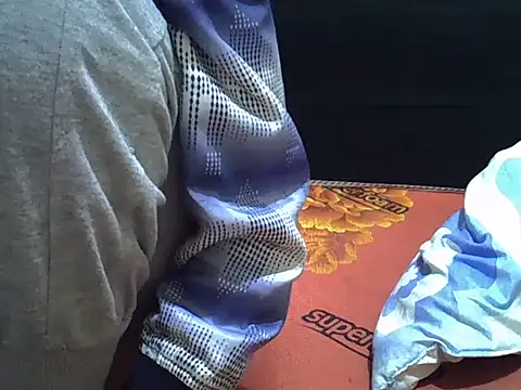 Snapshot of sweet_veee chatting on December 5, 2025, 6:56 am sweet veee online show from December 5, 2025, 6:56 am