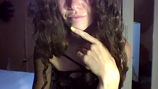 Snapshot of tmona1917 chatting on September 13, 2025, 5:35 pm tmona1917 online show from September 13, 2025, 5:35 pm