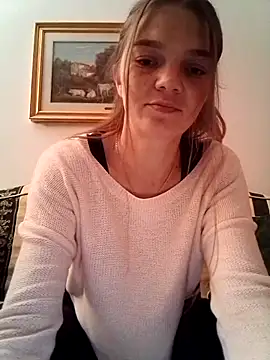 Snapshot of lostedbabys01 chatting on October 7, 2025, 7:15 pm lostedbabys01 online show from October 7, 2025, 7:15 pm