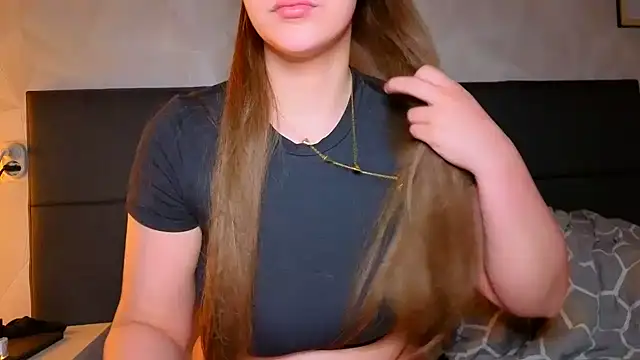 Snapshot of Sweetninaaa chatting on May 14, 2026, 6:10 am Sweetninaaa online show from May 14, 2026, 6:10 am