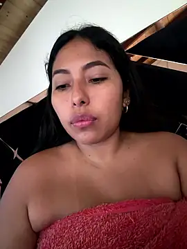 emmyjhonson07 online show from January 17, 2026, 1:26 pm