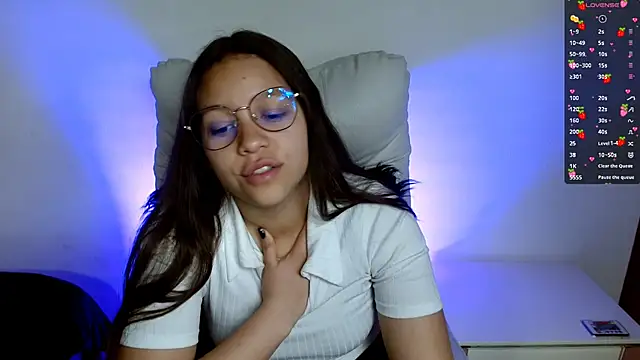 SamanthaRoldaan online show from March 22, 2025, 3:42 pm