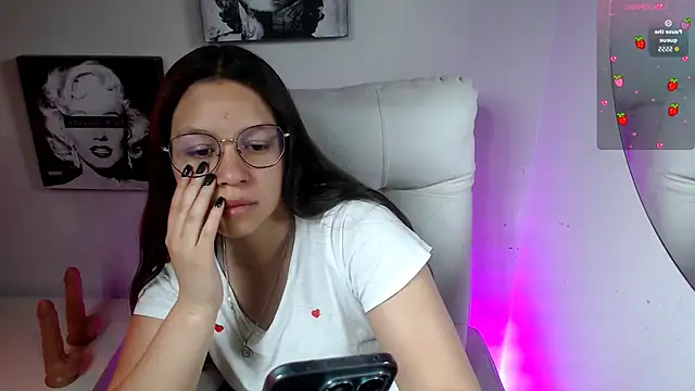 SamanthaRoldaan online show from November 8, 2025, 2:20 pm