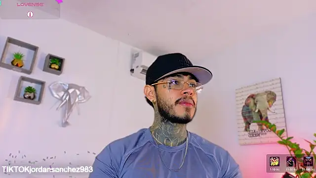 JordanSmiith  online show from March 3, 2026, 8:05 pm