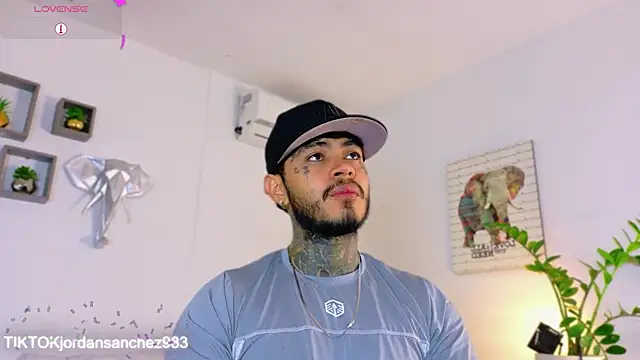 JordanSmiith  online show from March 4, 2026, 8:38 pm