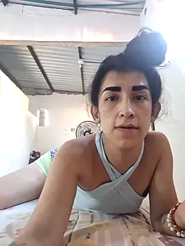  nicolehotshemale online show from October 21, 2025, 9:25 pm