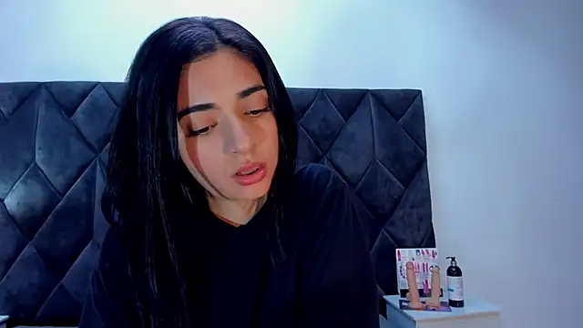 Linisprincehot69 online show from January 19, 2025, 3:39 am