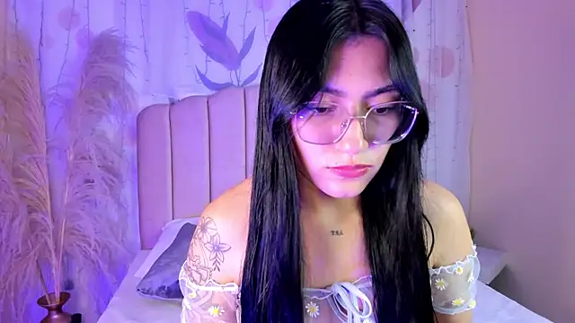  allondra  online show from March 18, 2025, 1:46 am