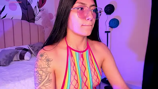  allondra  online show from January 31, 2025, 1:33 am