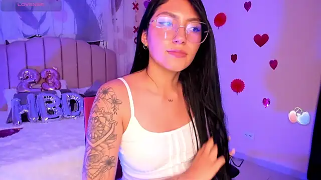  allondra  online show from February 13, 2025, 11:47 pm