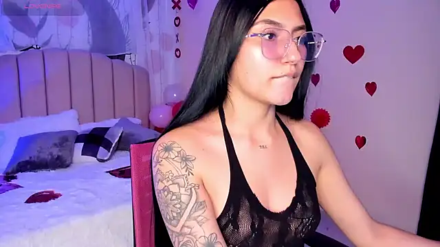  allondra  online show from February 12, 2025, 1:19 am