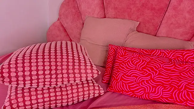 eva daemon online show from April 9, 2026, 12:00 pm