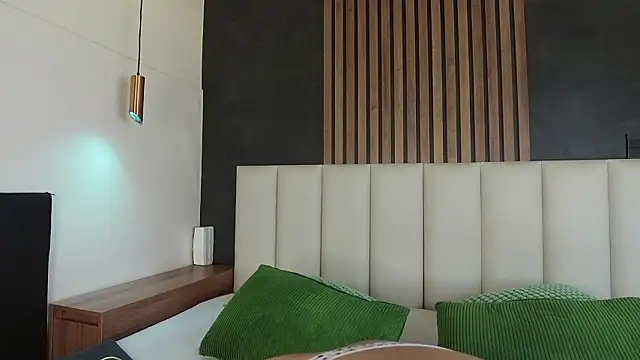 Snapshot of eva_daemon chatting on February 17, 2026, 12:02 pm eva daemon online show from February 17, 2026, 12:02 pm