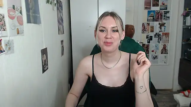 Snapshot of CapriScorpion chatting on February 7, 2025, 4:46 pm CapriScorpion online show from February 7, 2025, 4:46 pm