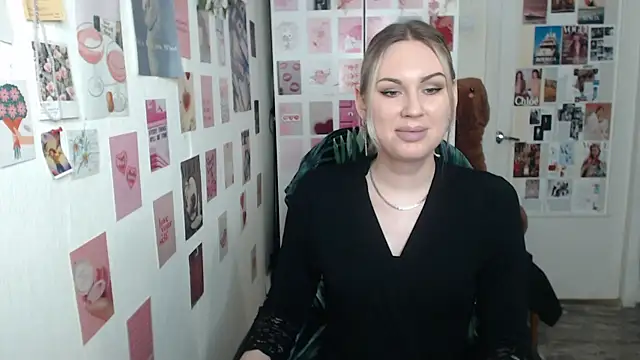Snapshot of CapriScorpion chatting on March 2, 2025, 3:08 pm CapriScorpion online show from March 2, 2025, 3:08 pm