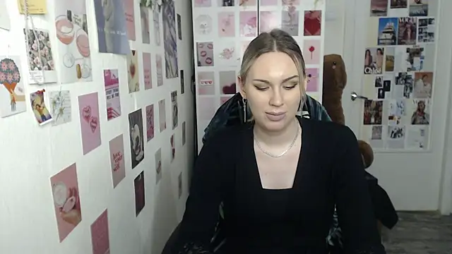 Snapshot of CapriScorpion chatting on March 2, 2025, 6:13 pm CapriScorpion online show from March 2, 2025, 6:13 pm