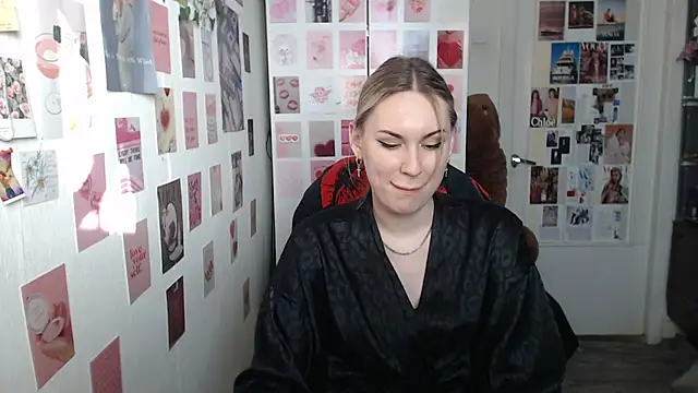 Snapshot of CapriScorpion chatting on February 20, 2025, 1:08 pm CapriScorpion online show from February 20, 2025, 1:08 pm