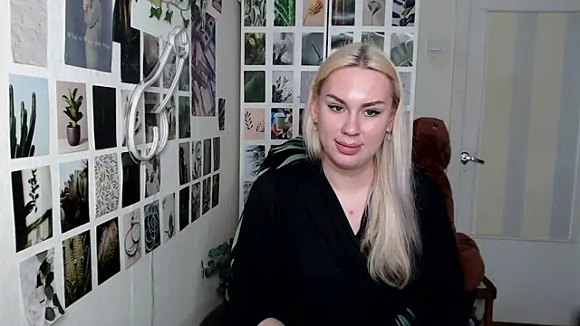 CapriScorpion online show from November 4, 2025, 11:25 am