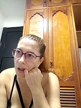 Snapshot of mademonsexy chatting on March 27, 2026, 11:38 pm mademonsexy online show from March 27, 2026, 11:38 pm