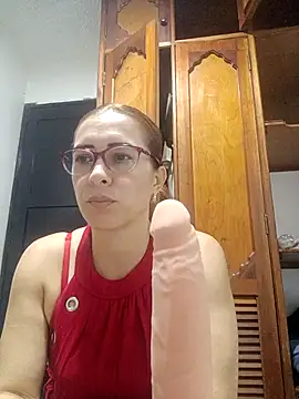 Snapshot of mademonsexy chatting on March 5, 2026, 11:43 pm mademonsexy online show from March 5, 2026, 11:43 pm