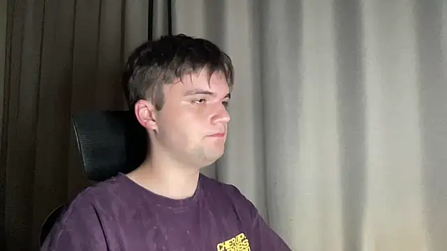 superfluboy  online show from October 24, 2025, 8:19 pm