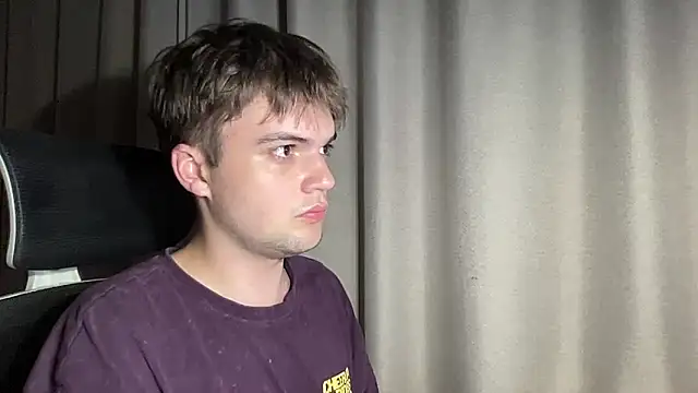 superfluboy  online show from October 26, 2025, 7:25 pm