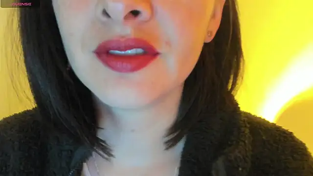 queen fetish online show from October 1, 2025, 2:10 pm