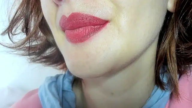 queen fetish online show from March 6, 2026, 1:28 pm