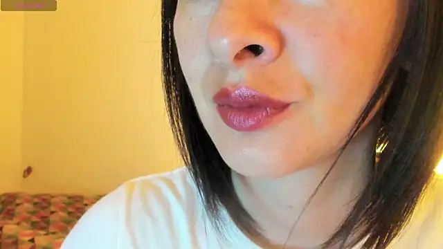 queen fetish online show from September 24, 2025, 10:22 am