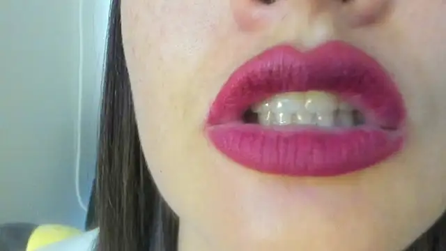 queen fetish online show from July 1, 2026, 9:59 pm