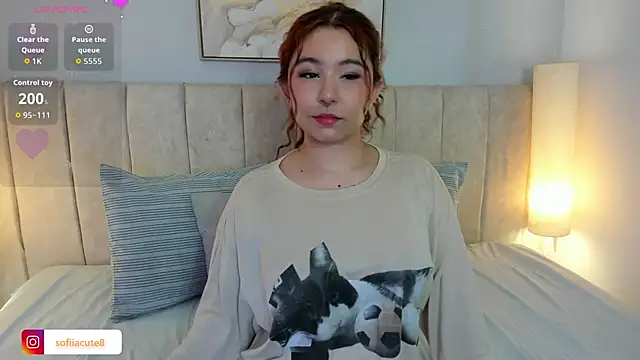 Snapshot of Atenea_cuteee chatting on November 12, 2025, 2:04 am Atenea cuteee online show from November 12, 2025, 2:04 am