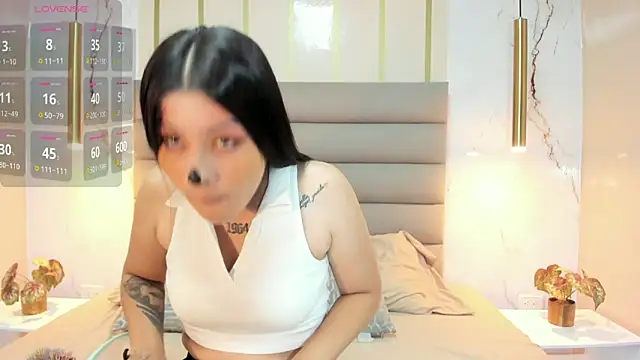 AnneDixie online show from October 17, 2025, 3:21 am