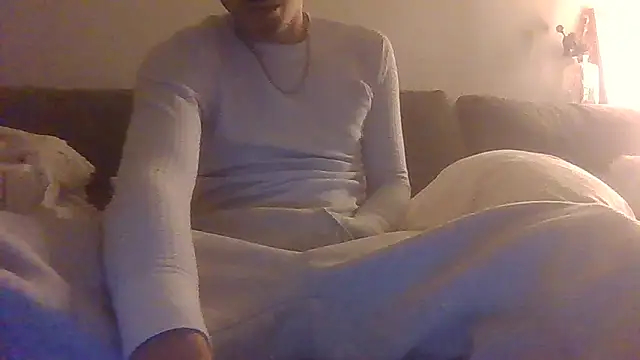 dominateurHot online show from December 23, 2025, 12:33 am