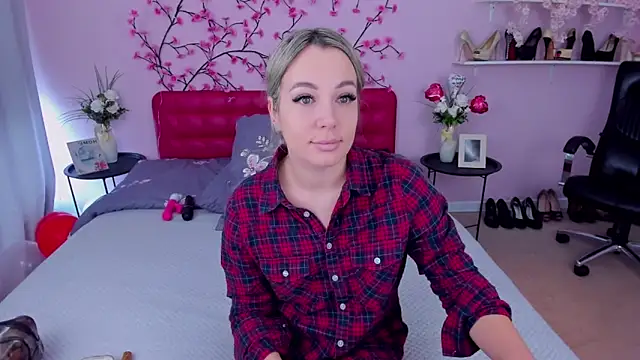 DanikaMorri online show from February 20, 2025, 7:23 am