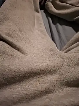 FreezingTie850 online show from March 26, 2026, 11:24 pm