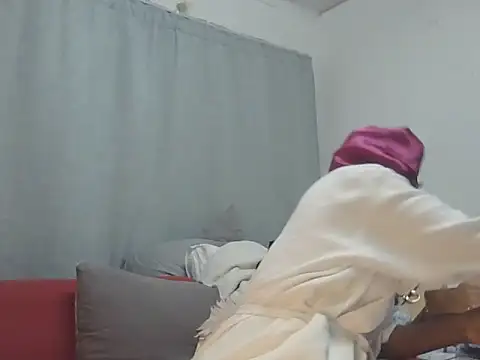 Sexxybella27 online show from March 27, 2026, 8:43 pm