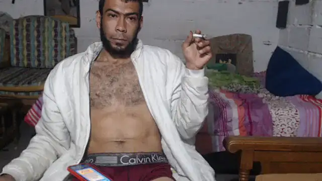 erik alexander online show from December 17, 2025, 12:59 am