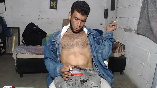 erik alexander online show from November 6, 2025, 2:04 am