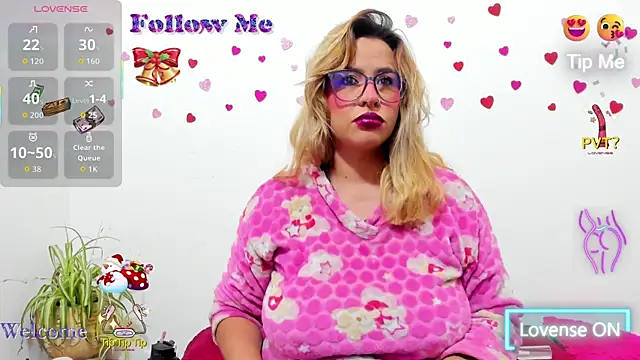 hazel 34 online show from November 25, 2025, 8:36 am